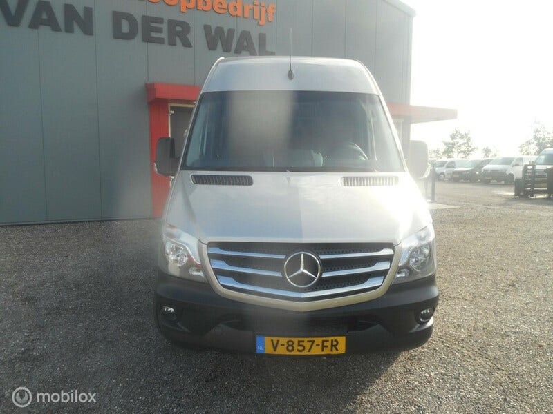 Mercedes Benz Sprinter